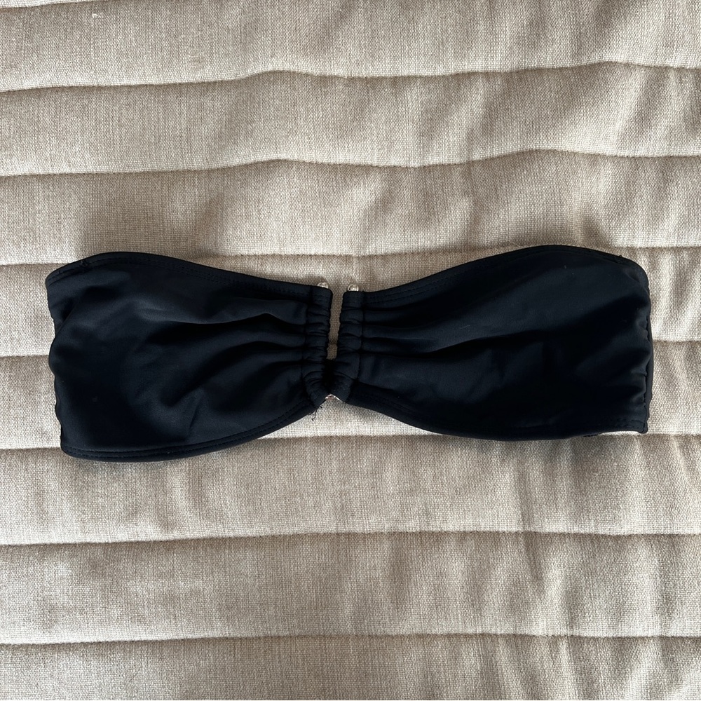 Strapless bikini top